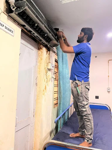 Indoor AC unit jet cleaning service in Kolkata